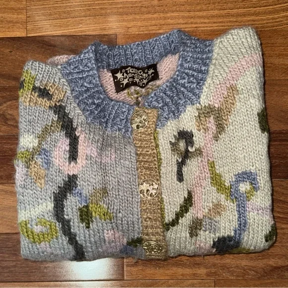 Tara Handknits Floral Cardigan Sweater | Hand Knit | Multicolor - Picture 10 of 14